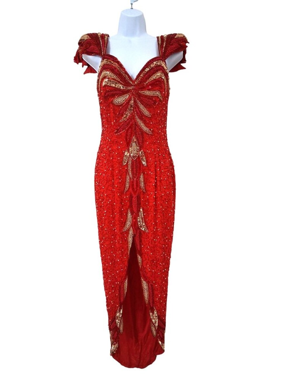 Black Tie Vintage Red Beaded Silk Gown With Gold Embellishments Size 4